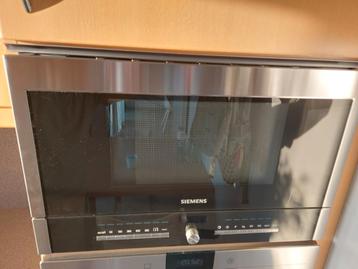 Microgolfoven Siemens (2014) beschikbaar voor biedingen