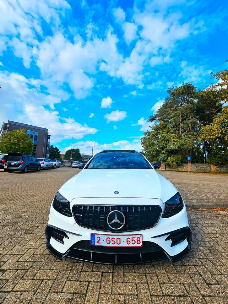 Mercedes E220 AMG Paket Panorama Met Sound V8 360 camera, Auto's, Mercedes-Benz, Particulier, E-Klasse, 360° camera, ABS, Achteruitrijcamera