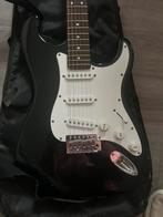 Gitaar te koop, Muziek en Instrumenten, Snaarinstrumenten | Gitaren | Elektrisch, Ophalen, Zo goed als nieuw