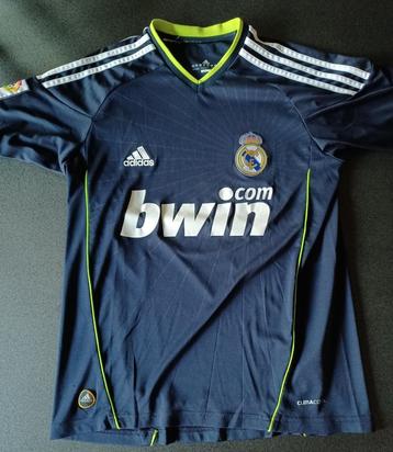 Truitje Real Madrid 2010-2011 beschikbaar voor biedingen