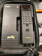 Oude en een van de eerste autotelefoon, Ophalen