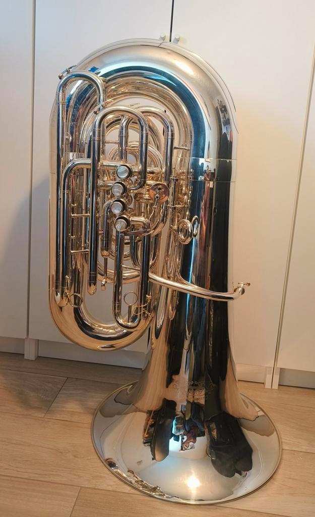 Adams 6/4 C bastuba, Muziek en Instrumenten, Blaasinstrumenten | Tuba's, Zo goed als nieuw, Ophalen