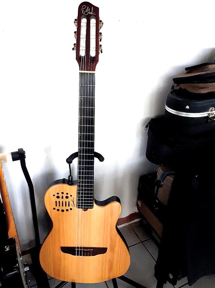 Godin Multiac ACS-SA, Musique & Instruments, Instruments à corde | Guitares | Acoustiques, Comme neuf, Autres types, Avec capteur (piezo)