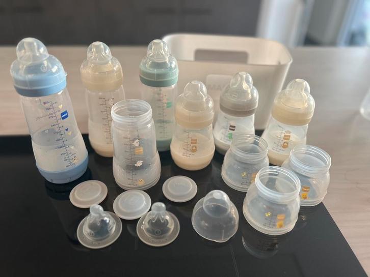 Collectie MAM flesjes, Kinderen en Baby's, Babyvoeding en Toebehoren, Zo goed als nieuw, Ophalen