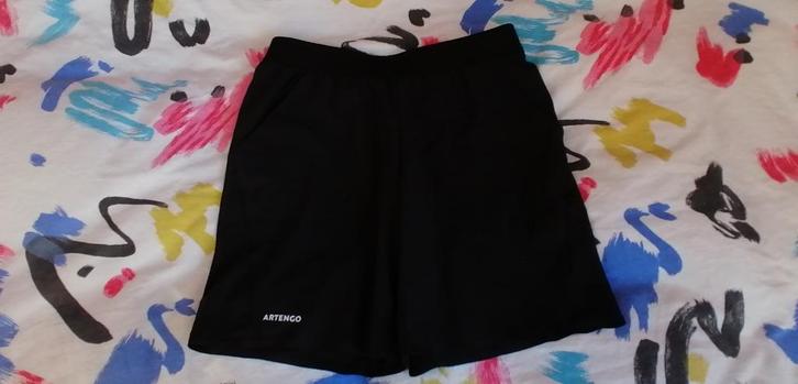 Artengo 13 jaar oude zwarte korte broek, Sport en Fitness, Tennis, Zo goed als nieuw, Kleding, Ophalen of Verzenden