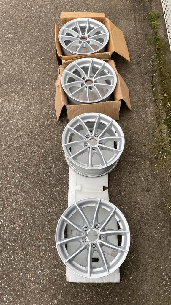 BMW X3/F25 - X4/F26 Velgen V-spaak 304 7,5J x 17 ET 32, Auto-onderdelen, Banden en Velgen, Velg(en), 17 inch, Gebruikt, Ophalen
