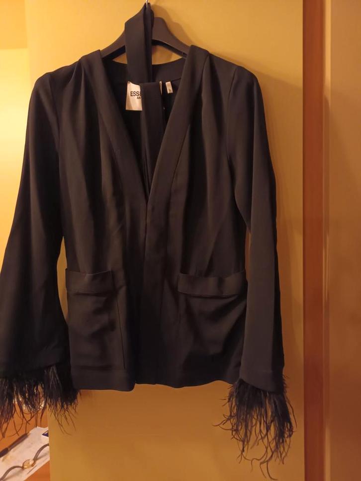 Volledig nieuw klassevol broekpak "ESSENTIEL ANTWERP "  e, Kleding | Dames, Jasjes, Kostuums en Pakken, Jasje, Maat 38/40 (M)