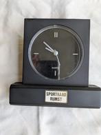 Klok Sportraad Rumst, Ophalen of Verzenden, Gebruikt, Analoog, Wekker of Tafelklok