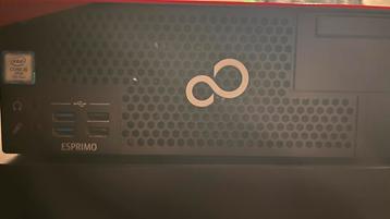 Fujitsu Esprimo D957 E90+ Windows 11 computer beschikbaar voor biedingen