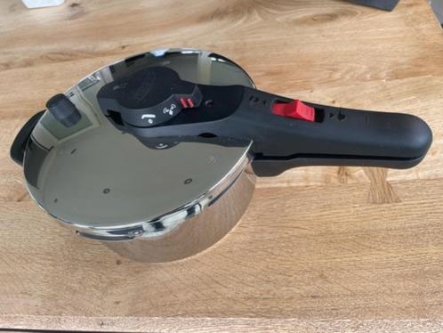 Snelkookpan Demeyere Aircontrol 4 ltr+stoominzet (Zemst), Huis en Inrichting, Keuken | Potten en Pannen, Zo goed als nieuw, Kookpan of Snelkookpan