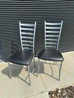 2 x metalen eetkamerstoelen, Huis en Inrichting, Ophalen, Gebruikt, Twee, Grijs