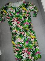Numoco : gebloemd afslankende jurk tropical print kleed , M, Kleding | Dames, Maat 38/40 (M), Overige kleuren, Ophalen of Verzenden