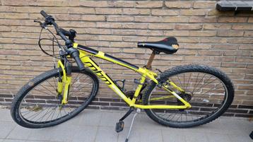 Fiets, as van pedaal systeem zit los, rest in goede staat beschikbaar voor biedingen