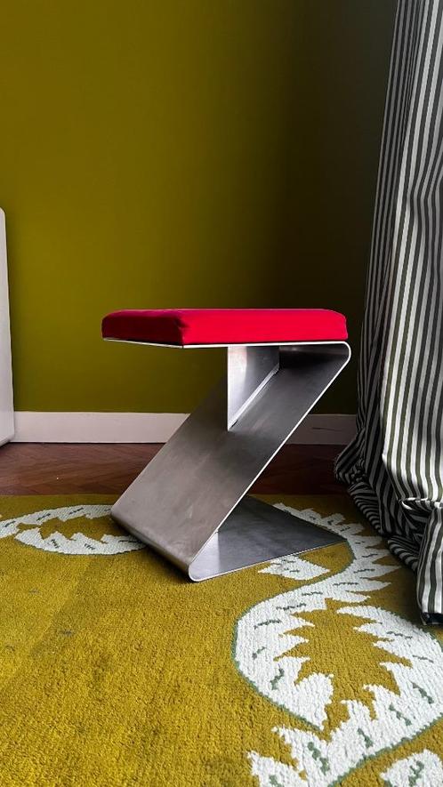 tabouret en acier courbé vintage années 70, Huis en Inrichting, Krukjes, Gebruikt, Overige materialen, Ophalen