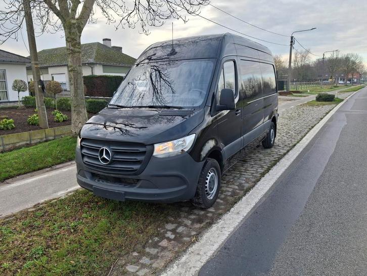 Mercedes Sprinter 314 CDI L2H2 modèle 2019 139d km, Autos, Camionnettes & Utilitaires, Entreprise, Euro 6, Noir, Noir, Enlèvement
