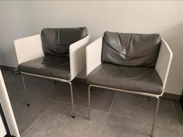 Design stoelen beschikbaar voor biedingen