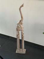 Statue éléphant bois, Enlèvement