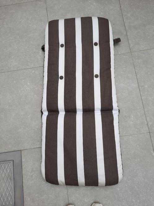 1 Tuinstoelkussen, Tuin en Terras, Tuinmeubel-accessoires, Gebruikt, Ophalen
