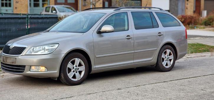 Skoda octavia 1.6 tdi 2010 eu5 77kw, Auto's, Skoda, Particulier, Octavia, ABS, Airbags, Airconditioning, Alarm, Centrale vergrendeling