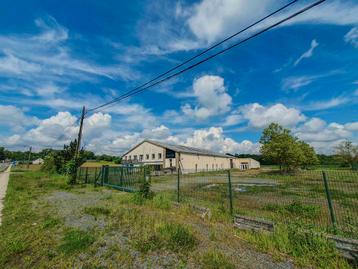 Commerce à vendre à Arlon, 2 chambres beschikbaar voor biedingen