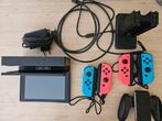 Nintendo Switch + Extra Joy-Con set + Joy-Con Oplader, Games en Spelcomputers, Spelcomputers | Nintendo Switch, Ophalen, Zo goed als nieuw