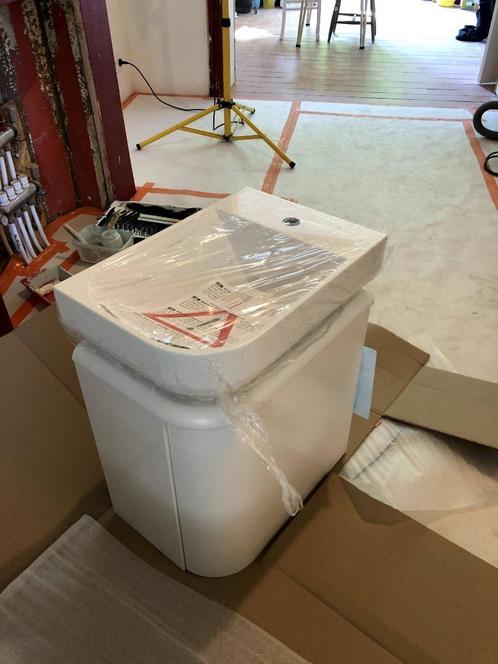 Burgbad B:me serie lavabo hoek, Huis en Inrichting, Badkamer | Badkamermeubels, Nieuw, Wastafelkast, Minder dan 100 cm, 50 tot 100 cm