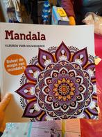 Kleurboek " Mandala", Hobby & Loisirs créatifs, Comme neuf, Enlèvement ou Envoi