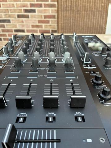 DENON X1800 + DECKSAVER beschikbaar voor biedingen