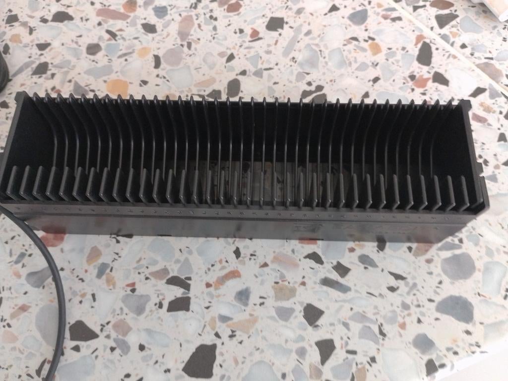 Gratis dia's en sorteerbakjes, Ophalen, Zo goed als nieuw