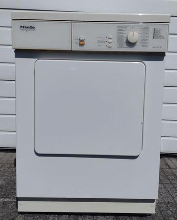 Droogkast Miele met luchtafvoerbuis beschikbaar voor biedingen