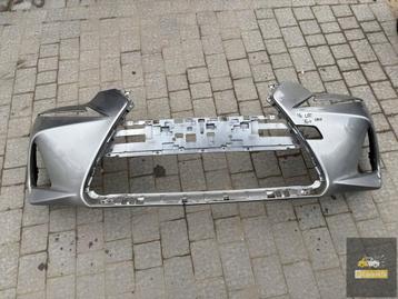 Lexus IS III Lift 16- voorbumper beschikbaar voor biedingen