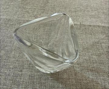 Petit vase en cristal val st lambert vintage beschikbaar voor biedingen