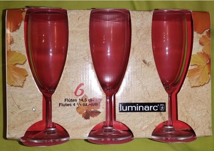 Verres à champagne et verres à soft, Huis en Inrichting, Keuken | Servies, Nieuw, Glas of Glazen, Glas, Ophalen