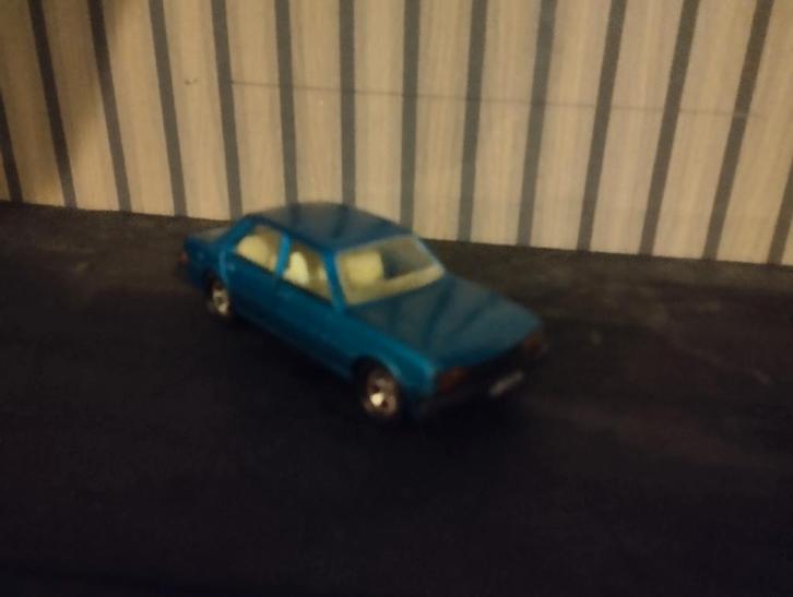 Peugeot 305, Hobby en Vrije tijd, Modelauto's | 1:43, Gebruikt, Auto, Matchbox, Ophalen of Verzenden