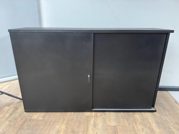 B-keus schuifdeurkast zwart, Huis en Inrichting, Woonaccessoires | Wandplanken en Boekenplanken, Ophalen of Verzenden