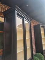2x massief houten buffetkast/vitrinekast GRATIS LEVERING, Ophalen of Verzenden, Zo goed als nieuw