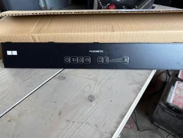 Dometic bediening display rechter scharnier 289064320 beschikbaar voor biedingen