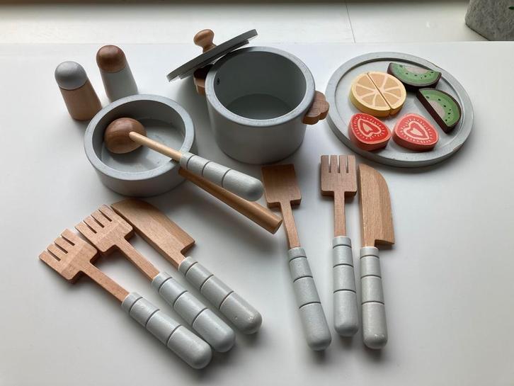 Houten speelgoed kookset - keukenset zacht blauw, Kinderen en Baby's, Speelgoed | Houten speelgoed, Gebruikt, Ophalen of Verzenden