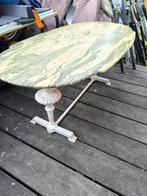 Table ancienne avec plateau en marbre, Antiquités & Art, Antiquités | Meubles | Tables, Enlèvement
