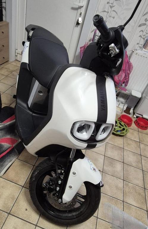Scooter electrique classe b, Motoren, Motoren | Yamaha, Particulier, Scooter, Ophalen
