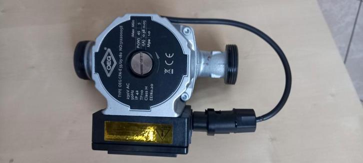 OEG digital verwarmingscirculatiepomp, Doe-het-zelf en Bouw, Verwarming en Radiatoren, Ophalen of Verzenden