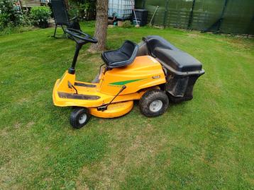 Stiga 800E   (tracteur tondeuse compact) beschikbaar voor biedingen