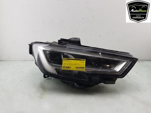 KOPLAMP RECHTS Audi RS 3 Sportback (8VA / 8VF) (8V0941034C), Auto-onderdelen, Verlichting, Audi, Gebruikt