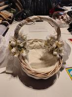 set van 2 mandjes bruidsmeisjes en ringkussentje trouw, Ophalen of Verzenden, Zo goed als nieuw, Feestartikel