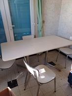 table cuisine en formica avec 4 chaises, Antiquités & Art, Enlèvement ou Envoi