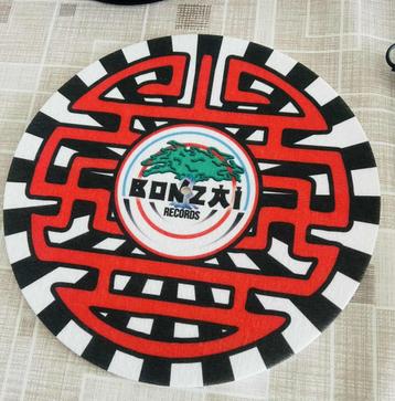 Slipmat Bonzai Records beschikbaar voor biedingen