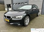BMW 3-serie 320i SEDAN/CLIMA/CRUISE, Auto's, Te koop, Berline, Benzine, Gebruikt