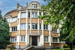 Ruim 2 slaapkamer appartement met garage, Immo, Laken, 355 kWh/m²/jaar, Brussel, 2 kamers