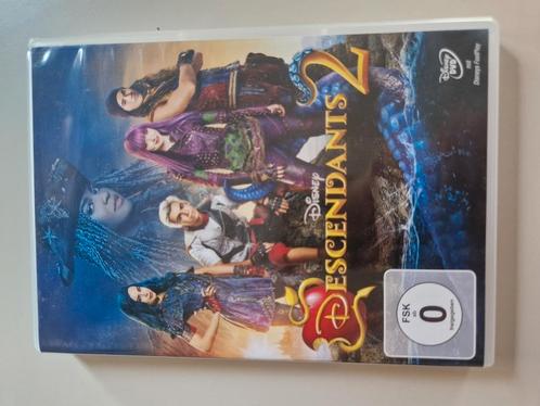 Disney Descendants 2, Cd's en Dvd's, Dvd's | Overige Dvd's, Zo goed als nieuw, Boxset, Vanaf 9 jaar, Ophalen