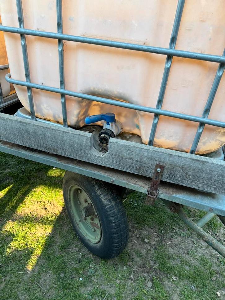 Kar met 2 toon water tractor, Auto diversen, Aanhangers en Bagagewagens, Ophalen